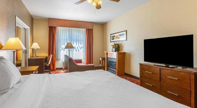 Четырёхместный люкс с 2 комнатами Best Western Plus Ruidoso Inn