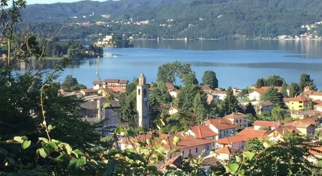 Casa Cesira, Boek Hotel Pettenasco Lake Orta