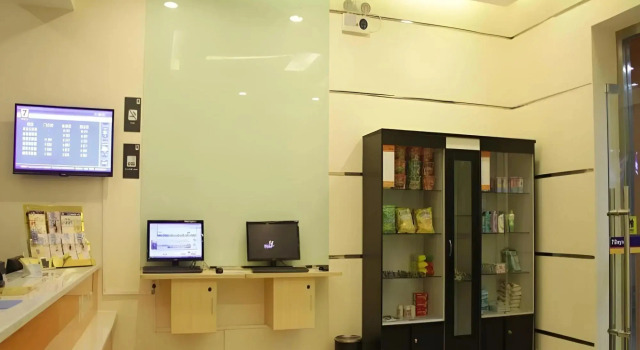 Tingfeng Hotel (Xi'an Xiaozhai Subway Station Shop Da'er Tower North Square), Book Hotel Hoteller i Shaanxi med parkering, Parkering