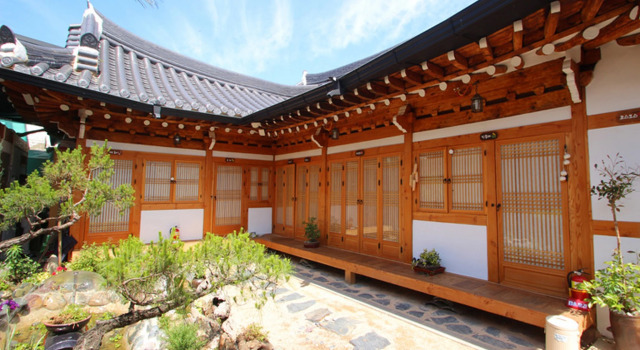 Номер Standard Happiness Full Hanok Guesthouse