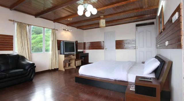 OYO 9346 Home Spacious 4BHK Valley View Fagu, Rezervovat Hotel Fagu Himachal Pradesh