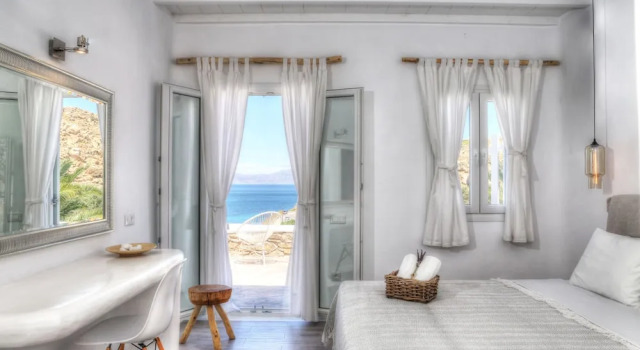 Номер Deluxe с балконом и с видом на море Aelia Mykonos