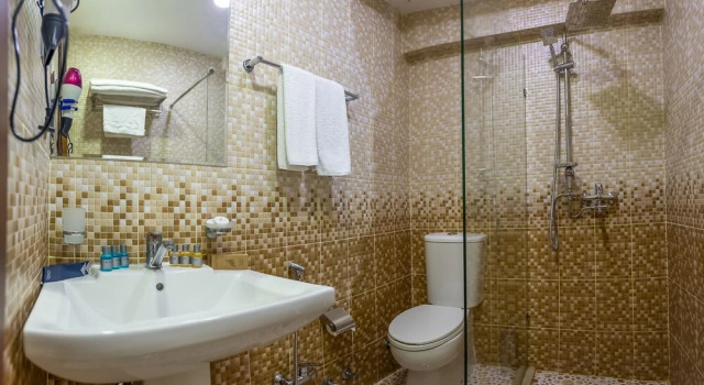 Standard Einzel Zimmer Hotel 28