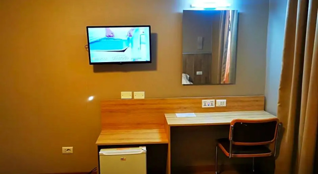 Номер Standard New Alexander Hotel