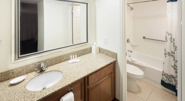 Люкс с 2 комнатами с балконом Residence Inn by Marriott Seattle Downtown/Lake Union