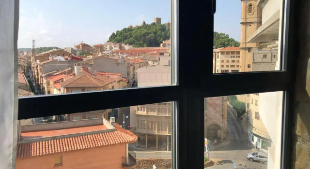 Apartamentos Los Angeles, Book Apartment Hotels in Aragon with Parking, Parking