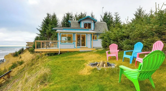 Коттедж Deck & Panoramic Views: Bayfront House in Homer!