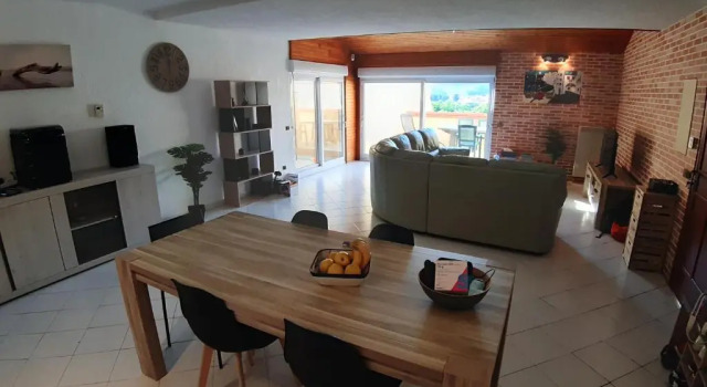 Superbe appartement de 94m2 avec vue sur le Fort St Elme, Забронировать Апартаменты/квартира Отели Коллиур с парковкой, Парковка