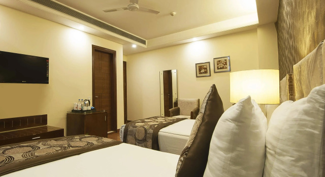 Alpina Hotels & Suites