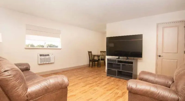 Suite Super 8 by Wyndham Fallon