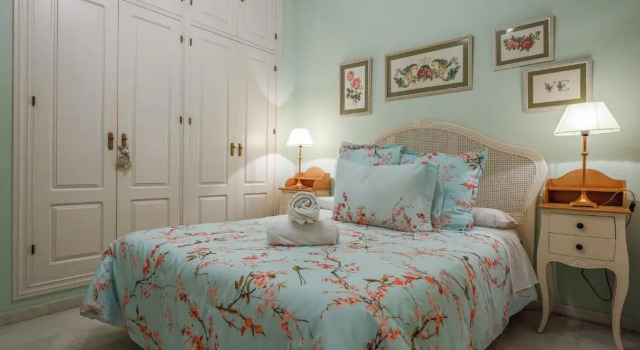 Chic&Luminoso-Wifiac/Elegant Apt in Salvador 2 Br, Забронировать Отель Старый город Севилья, рядом с La Torre de Don Fadrique