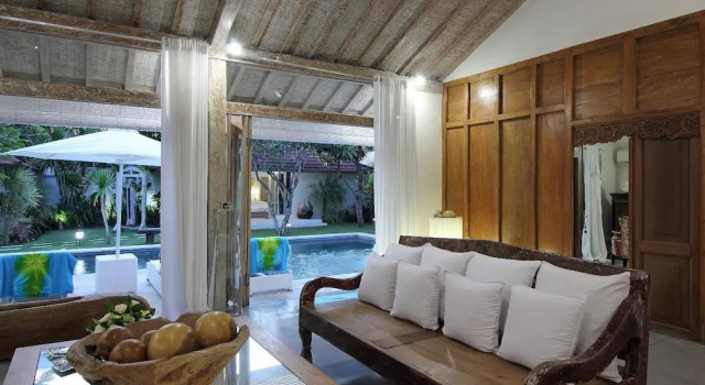 Villa Putih Seminyak, Забронировать Вилла Отели провинции Бали с завтраком, Завтраки