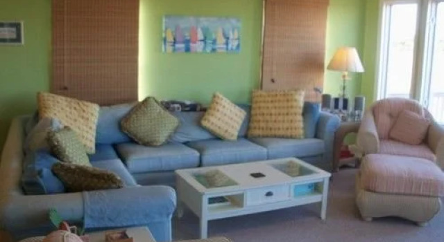 Marsh Manor 3 Br home by RedAwning