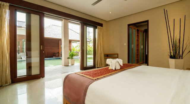 Villa Sambu, Rezerwuj Willa Hotele w Badung z parkingiem, Parking