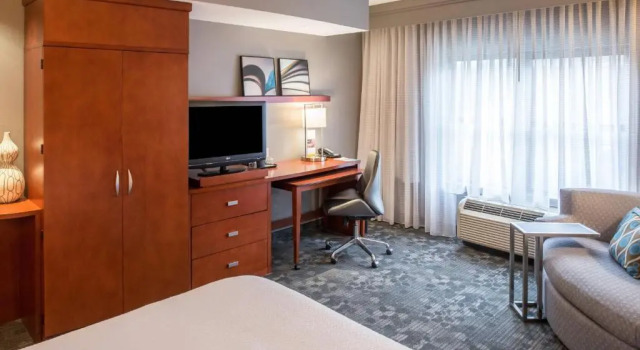 Номер Standard Courtyard Clemson