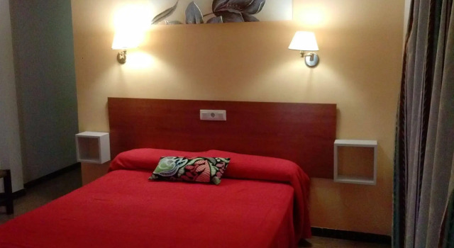 Hotel Miami, Book Hotel Billige hoteller i Costa Brava