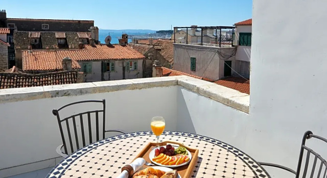 Люкс Deluxe с балконом и с видом на море Jupiter Heritage Hotel