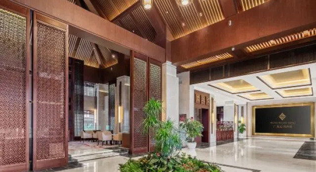 Rising Hot Spring Resort Kunming, Rezerwuj Ośrodek wypoczynkowy Hotele w Kunming z parkingiem, Parking