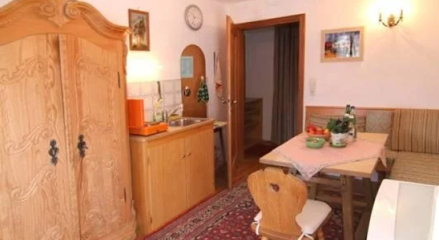 Gästepension Eichberger, Boek Hotel Hotels in Staffelsee met zwembad, Zwembad