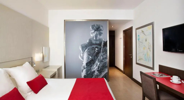 Двухместный номер Premium Grupotel Gran Via 678