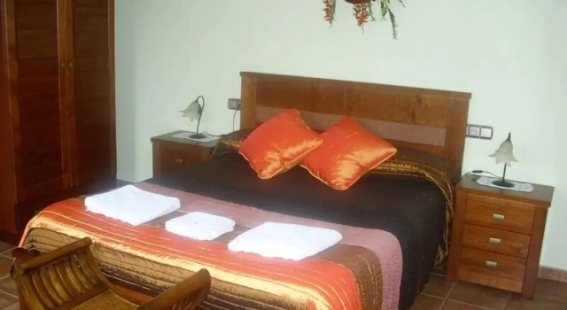 Agroturismo Indate Berri, Rezerwuj Hotel Hotele w Baskonia z parkingiem, Parking