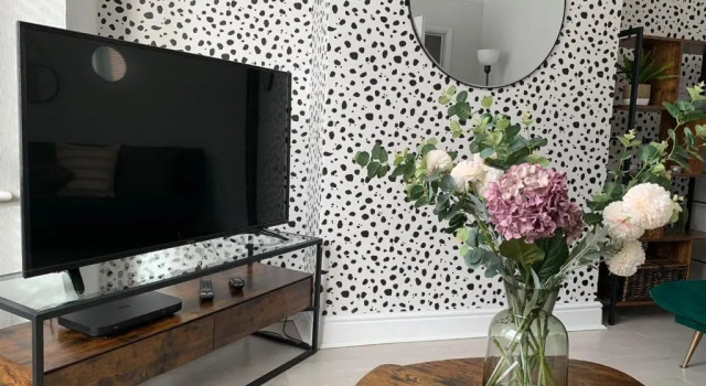 Коттедж House of cosy dots