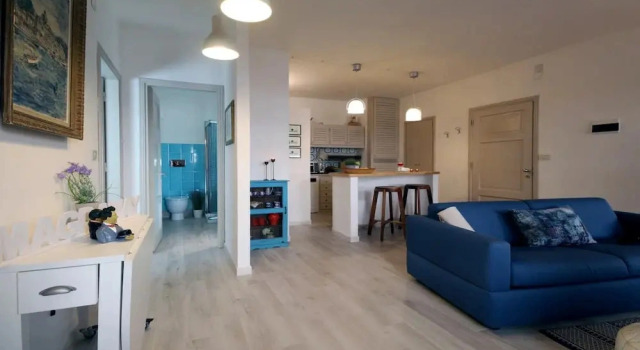 Коттедж с балконом Grecalotto Apartment