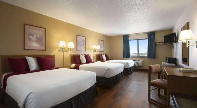 Люкс Standard Super 8 by Wyndham Las Vegas