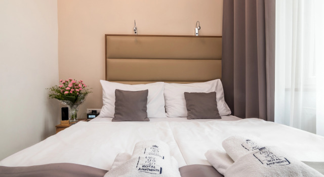 G12 Aparthotel