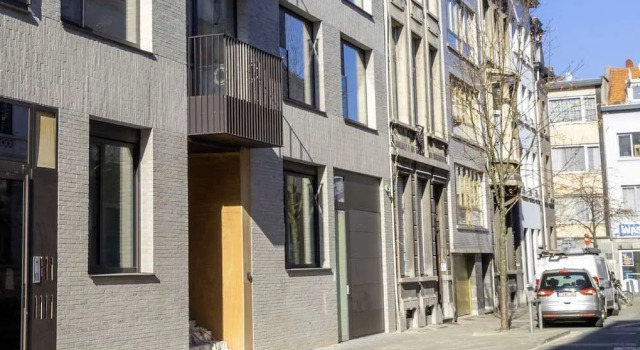 One Lux Stay near Diamond District