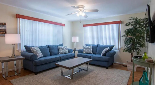 Cozy Tropical Bungalow Duplex with Heated Pool, Забронировать Отель Сарасота Sarasota Area, рядом с Nontando