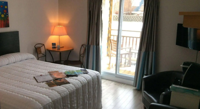 Hôtel Motel Le Beluga, Buchen Sie Motel Hotels in Québec mit Parkplatz, Parkplätze