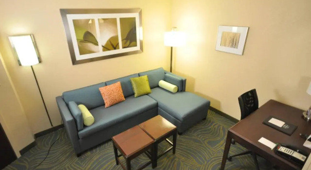 Студия SpringHill Suites Galveston Island