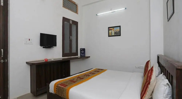 Hotel The Regal Inn by OYO Rooms, Rezerwuj Hotel Jaisalmer Rajasthan