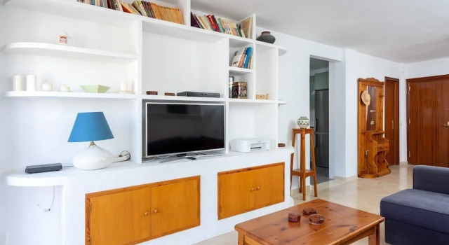 Excellent Apartment with Pool and View Ref 138