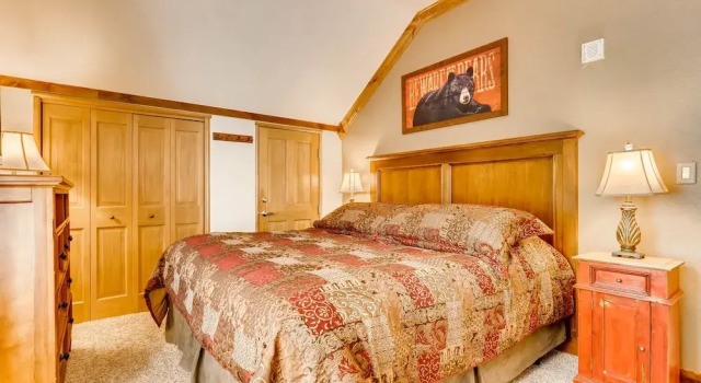 Spacious 1br -river Run Village-hot Tub & Kids Ski Free 1 Bedroom Condo by RedAwning