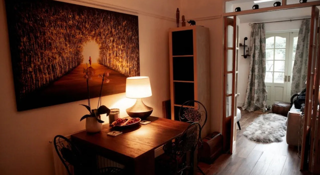 Spacious 1 Bedroom Apartment With Garden in Redland, Varaa Huoneisto Asunnot kohteessa Merseyside, Huoneisto