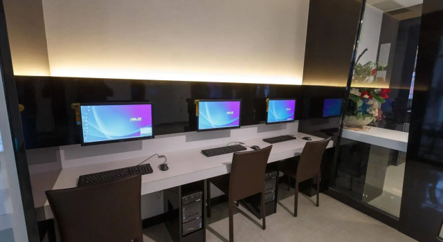 Wecan Hotel, Забронировать Отель Отели Гаосюн с парковкой, рядом с Yuansu Yujhu Shopping Area, Парковка
