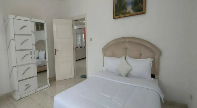 4 makuuhuonetta Villa Villa Kota Bunga Anyelir