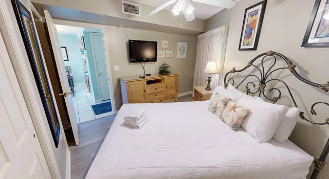Seacrest 509 is a 2 BR Gulfside on Okaloosa Island by RedAwning, Book Lejlighed Fort Walton Beach Emerald Coast