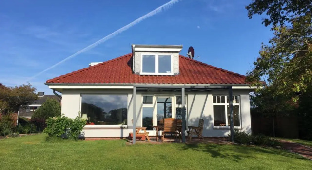 Коттедж Ferienhaus zum Medemufer