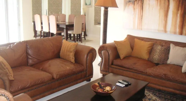 Waterside Living MM1304, Забронировать Отель Отели Route 62 с бассейном, Бассейн