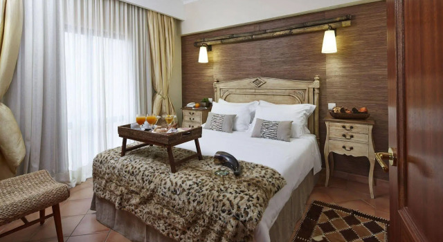 Hotel Parque das Laranjeiras, Reservar Hotel Estibeira Algarve