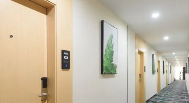 Shankee Tea Style Hotel (Mianyang City Fucheng District High-speed Railway Station), Rezerwuj Hotel Hotele w Mianyang z parkingiem, Parking