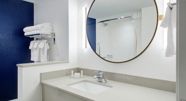 Двухместный номер Standard Fairfield by Marriott Inn and Suites Boulder Broomfield Interlocken