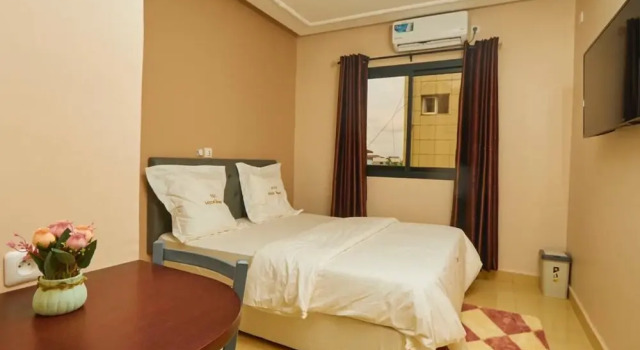 Hôtel TOMEDI, Rezervovat Hotel Hotely v Douala s parkováním, Parkování