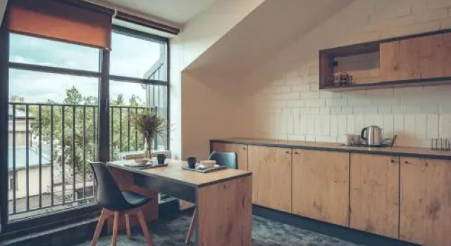 5 Euro Hostel Vilnius, Забронировать Хостел Хостелы Вильнюса, рядом с Костел Святой Анны, Хостел