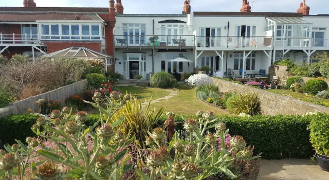 2 Bed in Bexhill-on-Sea oc-p31788, Забронировать Отель Бексхилл Восточный Сассекс