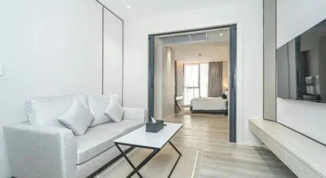 Люкс с балконом GM Estate Hotel and Executive Apartments