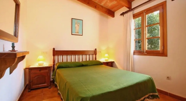 Villa - 4 Bedrooms with Pool - 103228